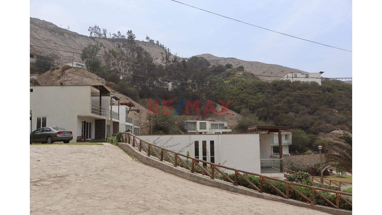 Casa De Campo En Villa Tusan