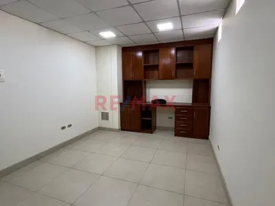 Tu Consultorio Ideal Te Espera !! Alquiler De Espacios Para Profesionales De La Salud