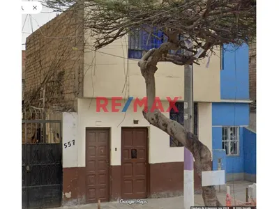 Casa Como Terreno En Venta.  Comercial Y Residencial
