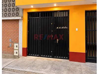 Alquilo Local Comercial 28Mt2, 1Er Piso, Villa María Del Triunfo
