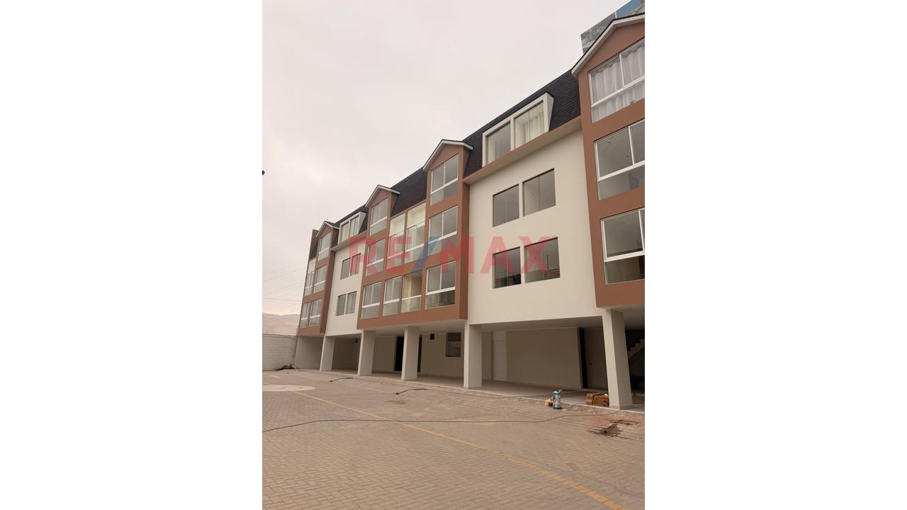 Departamento De Estreno En Tercer Piso En El Olivar