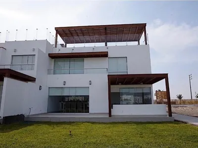Venta de Casa de Playa en Paracas - Pisco 4 Dormitorios
