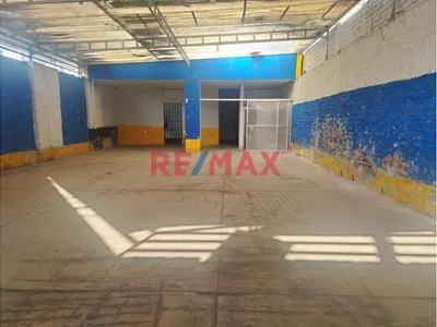 Local Comercial En Alquiler De 190 M2 En Smp