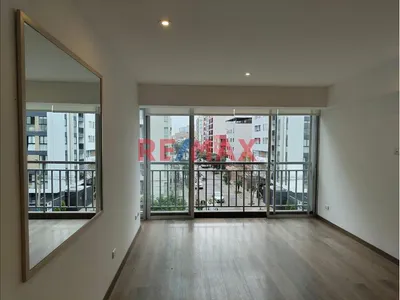 Moderno Y Funcional Departamento En Zona Residencial Y Segura