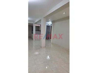 Se Alquila 2 Piso 140 M2 Para Negocio Y Vivienda Super Espacioso Con Manparas Grandes Y Muy Iluminadas..!!!
