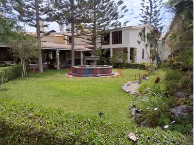 Se Vende Amplia Casa En Lara – Socabaya