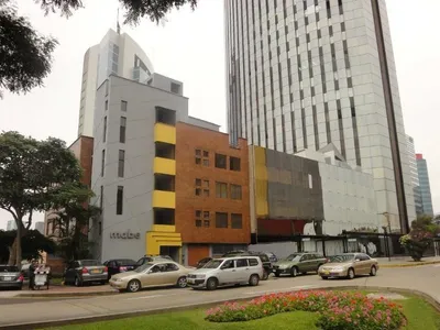Venta de Oficina en San Isidro - Lima 20 Dormitorios