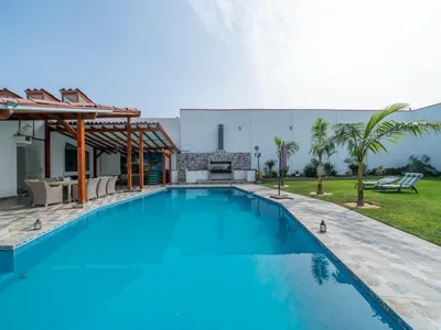 Venta de Casa en La Molina - Lima 6 Dormitorios