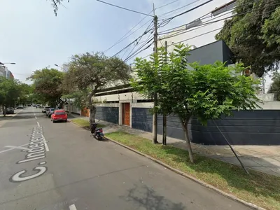 Venta de Casa en Miraflores - Lima 5 Dormitorios