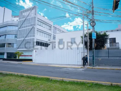 Venta de Local Comercial en San Isidro - Lima 7 Dormitorios 