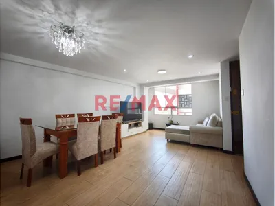 🏡✨ ¡Vive Con Estilo En Tahuaycani! | Amplio Departamento Con Ascensor Y Cochera