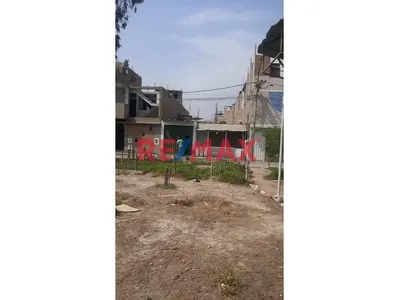 Gran Oportunidad De Inversión: Casa Con Cercania A La Av. Universitaria Y Santo Domingo