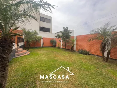 Casa en venta · Residencial Valle Hermoso Etapa Ii, Santiago de Surco · 468 m², 3 dorm.