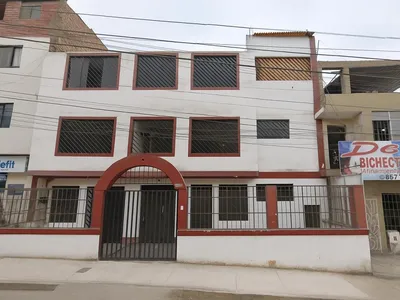 Alquiler de Local Comercial en Comas - Lima 9 Dormitorios 