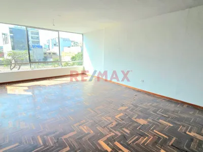 Venta 105 M Flat Comercial Av Angamos 140 Miraflores