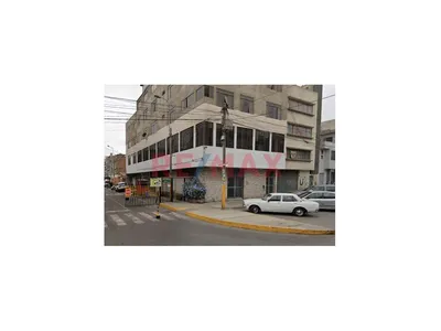 Alquiler De Local/Oficina 190 M² – Esquina Estratégica