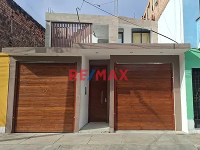 Casa En Venta - Jr. Galvez - La Perla