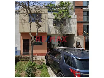 Casa Como Terreno De 360 M2