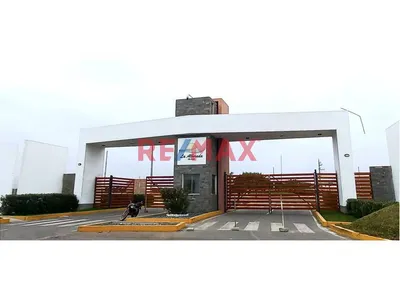 Terreno en venta · Asia · 90 m²
