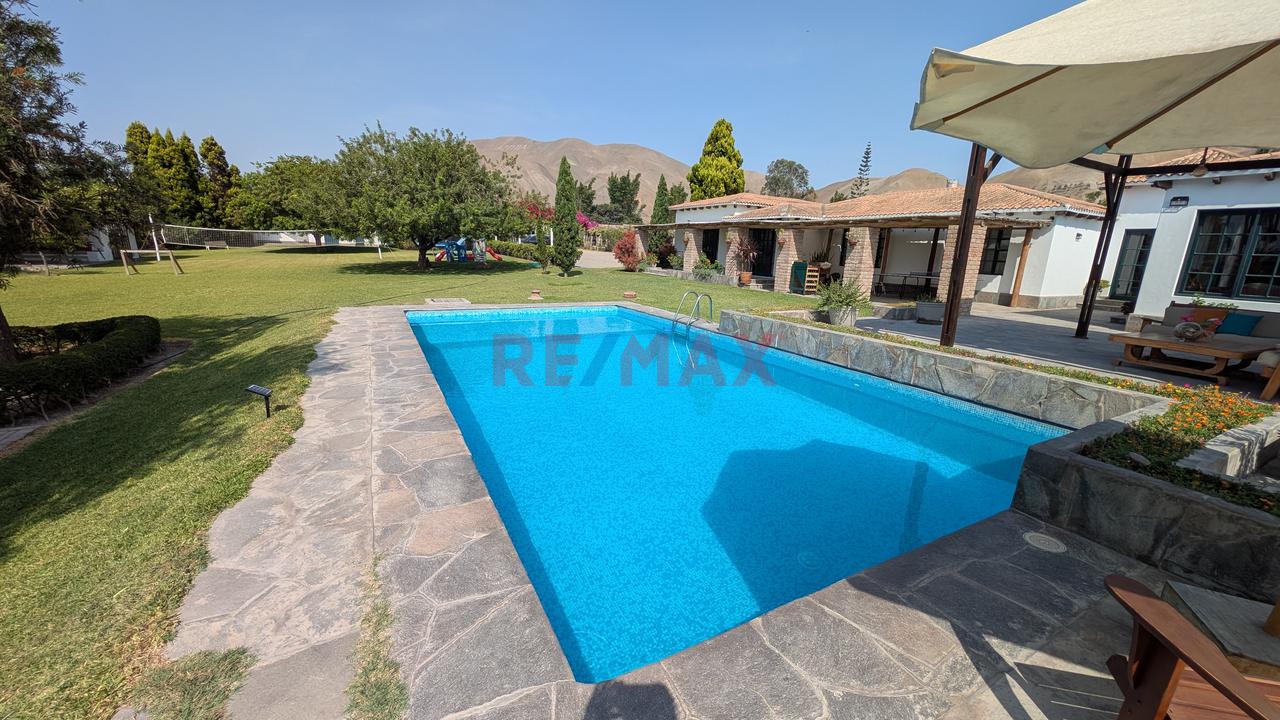 Exclusiva Finca En Venta En Azpitia! Finca Santa Catalina: Un Paraíso Privado Para Vivir, Disfrutar E Invertir