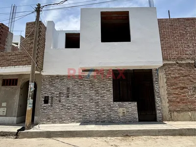 Casa En Puente Piedra