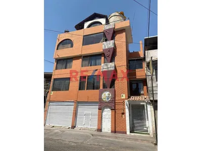 Casa Comercial En Venta