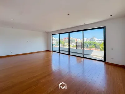 Departamento en venta · Orrantia, San Isidro · 260 m², 2 dorm.