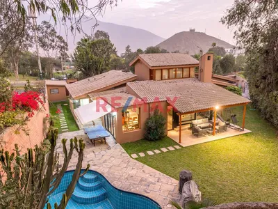Casa En Venta En La Planicie – La Molina