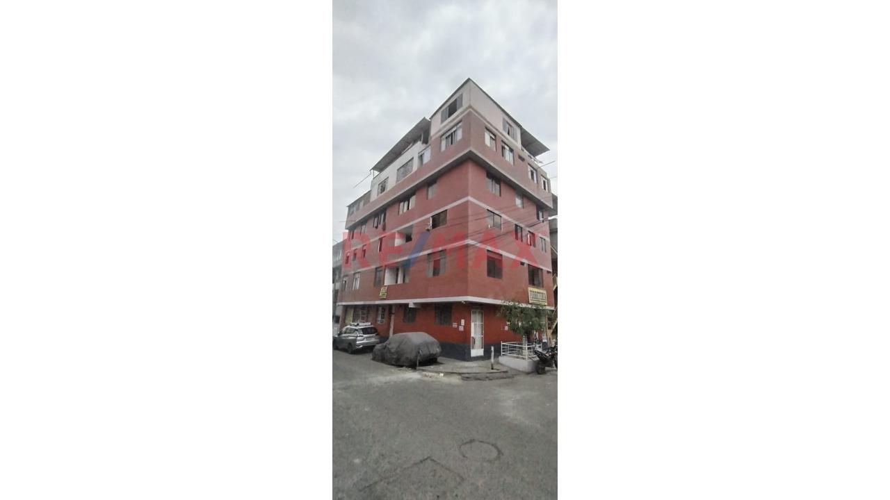 Edificio En Venta En Ate Vitarte | 717.94 M² Construidos | Us$ 249,000 Negociable | Inversión