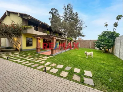 👉Venta De Casa Como Terreno Ubicado En Centro De Chincha Alta