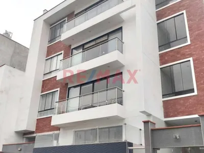 Venta de Departamento en Santiago de Surco - Lima 3 Dormitorios