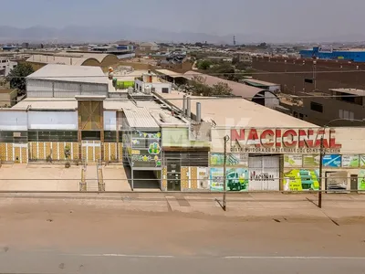 Venta de Local Industrial en Puente Piedra - Lima 0 Dormitorio 