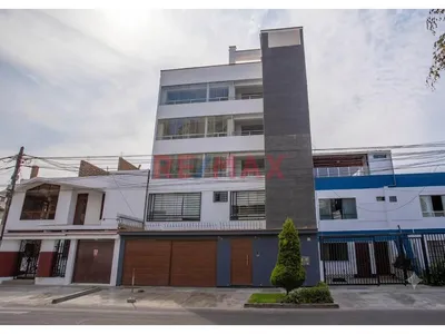 Alquiler Dpto Urb. Santa Cecilia - Bellavista