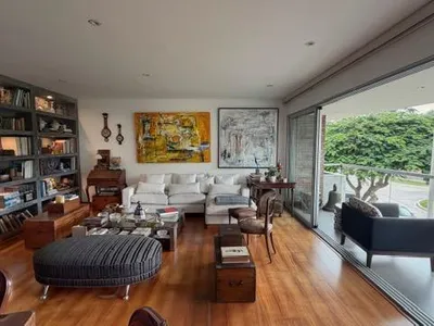 Venta de Departamento en San Isidro - Lima 4 Dormitorios