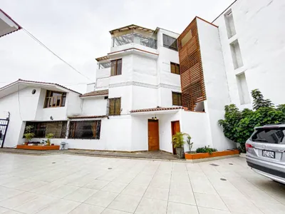 Venta de Casa en San Borja - Lima 5 Dormitorios