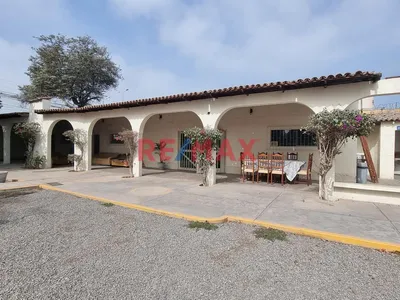 Venta De Casa De Campo 1,597M2