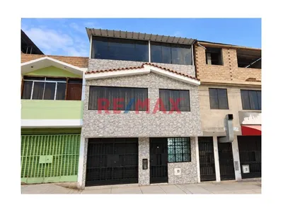Se Vende Bonita Casa En Avenida Ideal Para Vivienda E Inversión