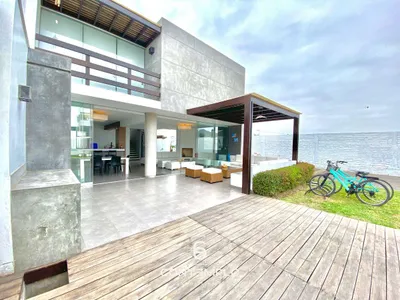 Venta de Casa de Playa en Mala - Cañete 4 Dormitorios 