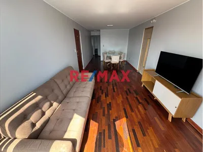 🏢 ¡Amplio Y Luminoso Departamento De 101 M² En Piso 8 + Cochera! No Negociable