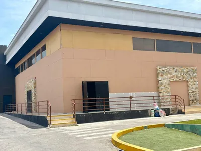 Alquiler de Local Comercial en Jose Luis Bustamante y Rivero - Arequipa 20 Dormitorios