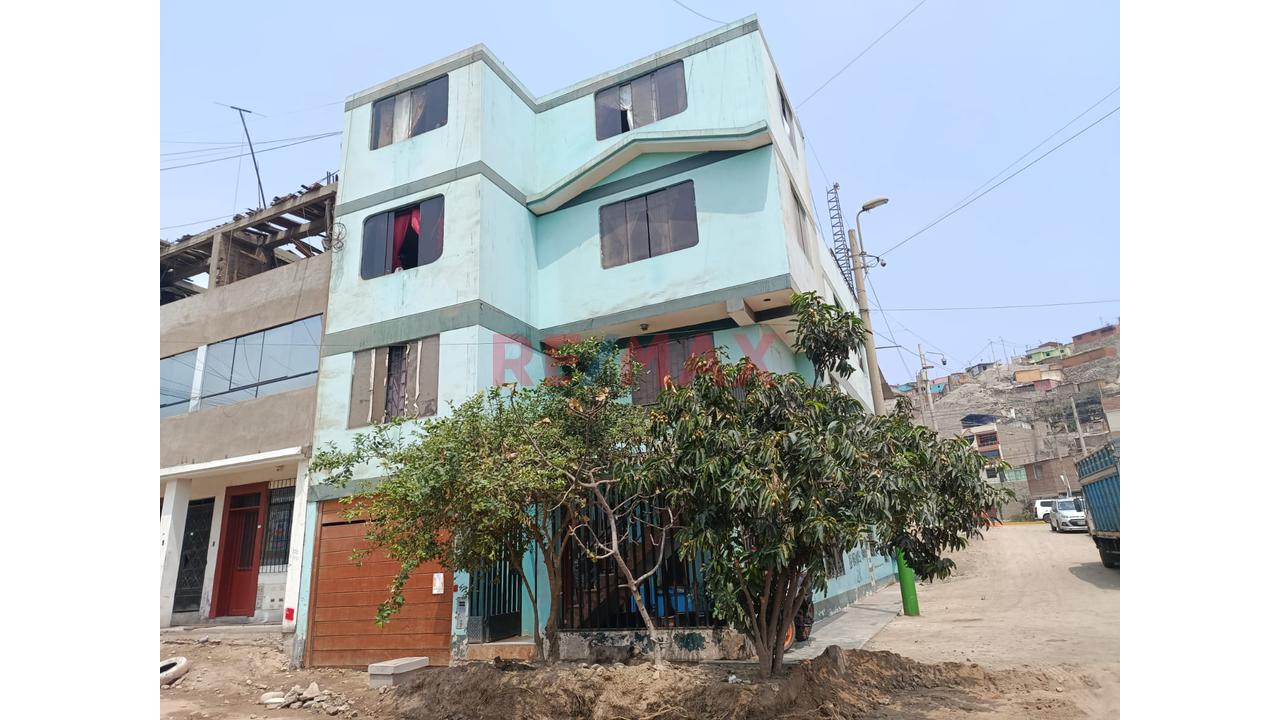 🏠 Venta De Casa De 3 Pisos + Azotea Frente A Parque | Ideal Para Inversión  📍 Urb. Arenal Alto – Canto Grande, San Juan De Lurigancho