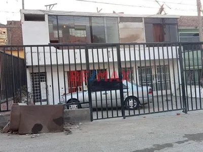 Venta de Casa en Comas - Lima 4 Dormitorios 