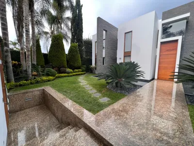 Venta de Casa en La Molina - Lima 7 Dormitorios