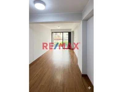 Departamento Cerca Al Malecon En Venta