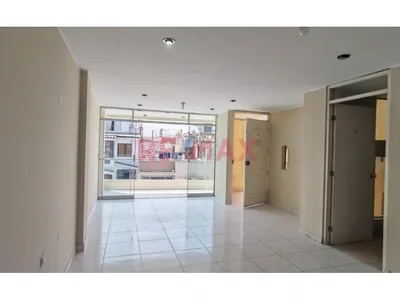 Venta de Departamento en Los Olivos - Lima 3 Dormitorios