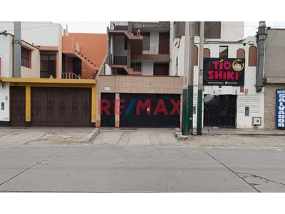 🌟 Local Comercial En Un Primer Piso Puerta A Calle, Frente Al Inen, Av. Aviación  Cuadra 38, Surquillo
