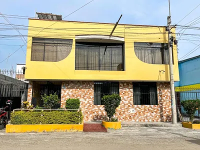 Venta de Casa en San Juan de Miraflores - Lima 5 Dormitorios