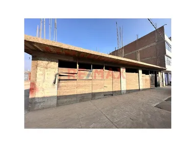 Terreno En Esquina De Avenida Pacasmayo ( Callao Limite Con Smp)