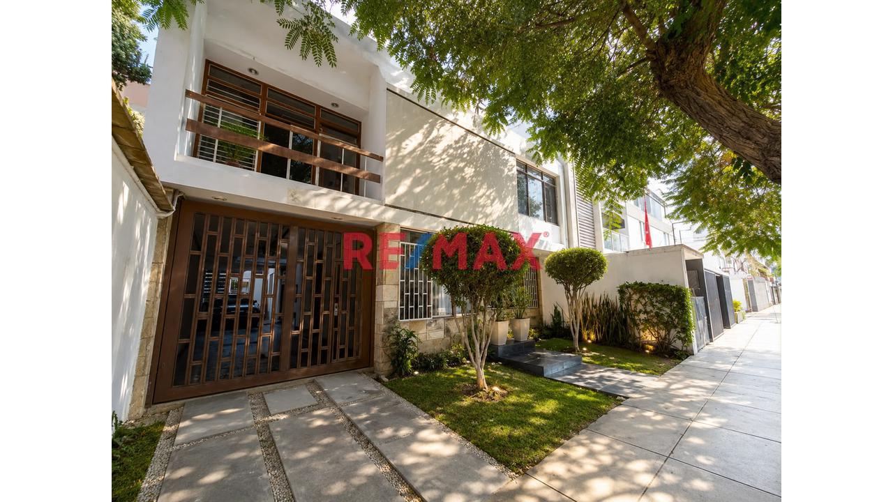 🏡 ¡La Ubicación Que Buscabas Para Vivir O Invertir En San Miguel!