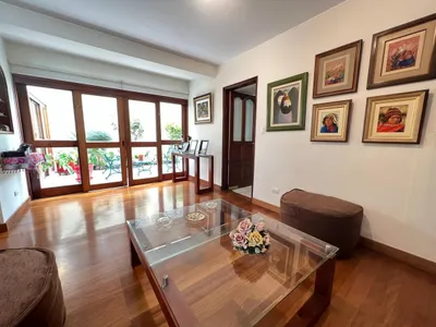 Venta de Casa en San Isidro - Lima 3 Dormitorios